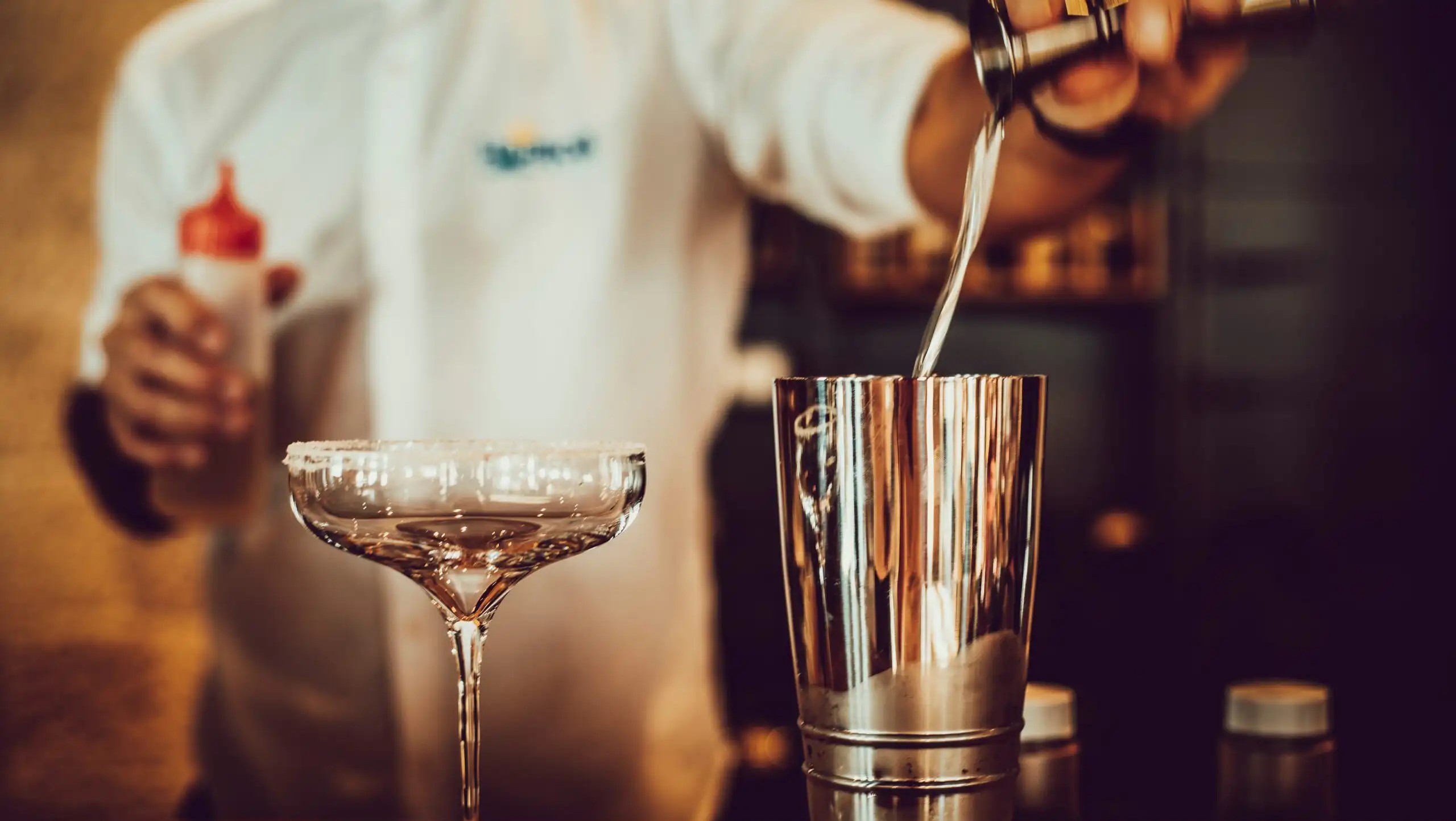 Cocktail bar