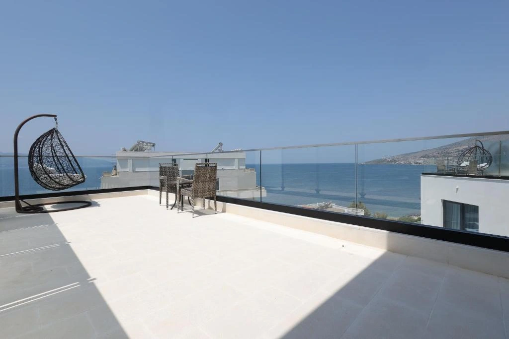 Sarandë for Couples: A Romantic Guide to the Albanian Riviera — Harbour Hotel Saranda